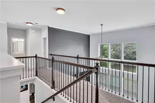 210 Fanleaf Dr, Fairburn, GA 30213 - Photo 4