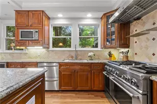 685 E Morningside Dr NE, Atlanta, GA 30324 - Photo 24