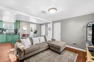 336 Gordon St, Jefferson, GA 30549 - Photo 2