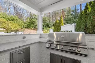 4727 Maple Brook SE, Marietta, GA 30067 - Photo 20