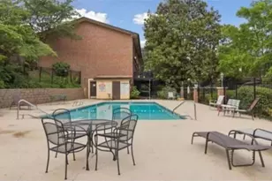 2518 Bradford Square NE, Atlanta, GA 30345 - Photo 8