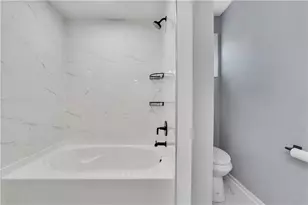 7074 Babbling Brook Dr, Jonesboro, GA 30236 - Photo 22