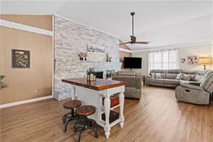 2910 Dara Dr, Marietta, GA 30066 - Photo 16