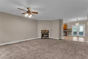 1093 3rd St, Stone Mountain, GA 30083 - Photo 4