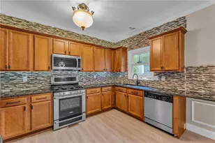 1093 3rd St, Stone Mountain, GA 30083 - Photo 8