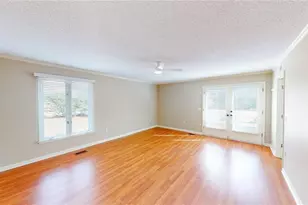 66 Springhill Dr W, Tifton, GA 31793 - Photo 16