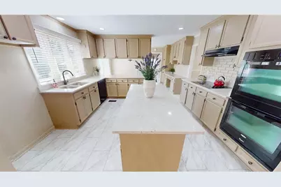 66 Springhill Drive W, Tifton, GA 31793 - Photo 4