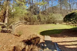 109 Hale View Cir, Canton, GA 30114 - Photo 14