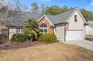 1360 Platinum Dr, Hoschton, GA 30548 - Photo 8