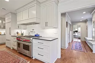 2622 Ellwood Dr NE, Atlanta, GA 30305 - Photo 14