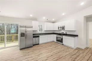 3672 Hidden Pond Dr, Gainesville, GA 30506 - Photo 4