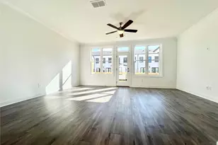 637 Milcroft Blvd, Buford, GA 30518 - Photo 10