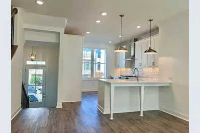 637 Milcroft Boulevard, Buford, GA 30518 - Photo 4