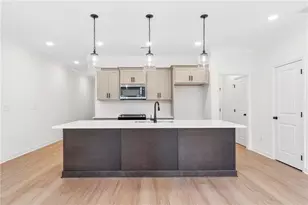 340 Colsen Dr, Acworth, GA 30102 - Photo 2