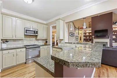 6416 Deep Woods Court, Flowery Branch, GA 30542 - Photo 20