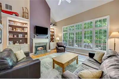 6416 Deep Woods Court, Flowery Branch, GA 30542 - Photo 16