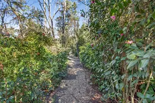 561 Bridgewater Dr, Atlanta, GA 30328 - Photo 46