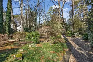 561 Bridgewater Dr, Atlanta, GA 30328 - Photo 48