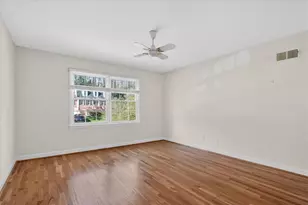 561 Bridgewater Dr, Atlanta, GA 30328 - Photo 34