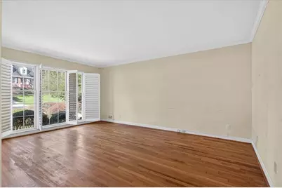 561 Bridgewater Drive, Atlanta, GA 30328 - Photo 10