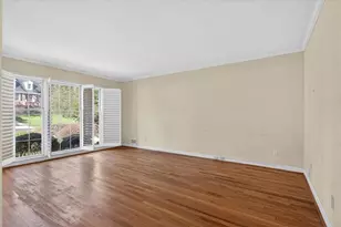 561 Bridgewater Dr, Atlanta, GA 30328 - Photo 10