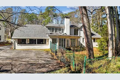 561 Bridgewater Drive, Atlanta, GA 30328 - Photo 42