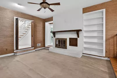 561 Bridgewater Drive, Atlanta, GA 30328 - Photo 12