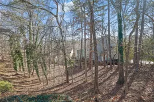 9165 Nesbit Ferry Rd, Alpharetta, GA 30022 - Photo 32