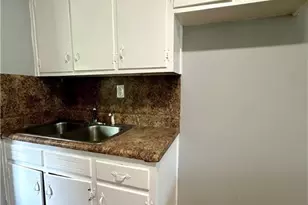 1443 Vesta Ave, East Point, GA 30344 - Photo 8