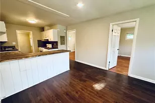 1443 Vesta Ave, East Point, GA 30344 - Photo 4