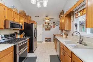 1523 River Rock Trce, Woodstock, GA 30188 - Photo 12