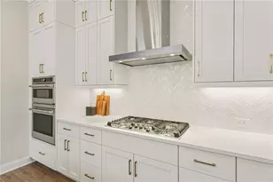 526 Pearl St, Cumming, GA 30040 - Photo 14