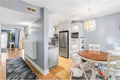 4872 Twin Lakes Trail, Dunwoody, GA 30360 - Photo 6