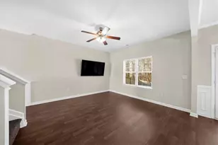 27 Longleaf Cir, Fairburn, GA 30213 - Photo 10