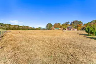 1319 Bethlehem Rd, Statham, GA 30666 - Photo 12