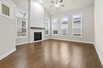 579 Pearl Street, Cumming, GA 30040 - Photo 2