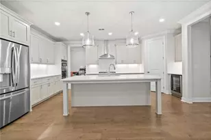 579 Pearl St, Cumming, GA 30040 - Photo 8