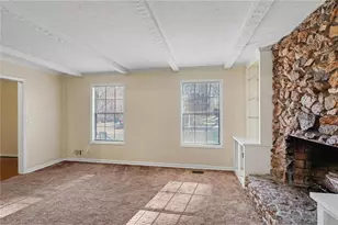 1236 Country Pine Dr, Ellenwood, GA 30294 - Photo 8