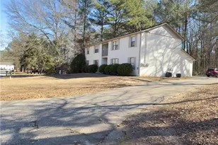 155 Meadowbrook Ct, Fayetteville, GA 30215 - Photo 2