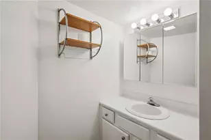 1233 Woodland Ave NE, Atlanta, GA 30324 - Photo 16