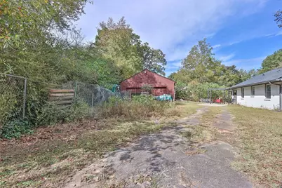 5599 Redan Circle, Stone Mountain, GA 30088 - Photo 26