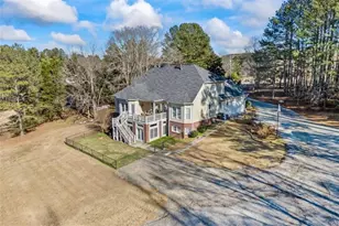 5045 Fawn Valley Dr, Loganville, GA 30052 - Photo 10