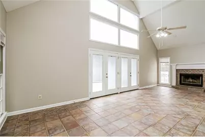 2536 Lakeshore Drive NE, Conyers, GA 30012 - Photo 6