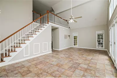 2536 Lakeshore Drive NE, Conyers, GA 30012 - Photo 4