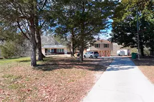 3499 Plunkett Rd, Lithonia, GA 30038 - Photo 2