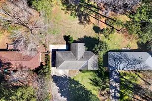 1266 Hickory Dr SW, Lilburn, GA 30047 - Photo 6