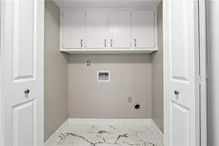 3695 Woodberry Dr, Duluth, GA 30096 - Photo 14