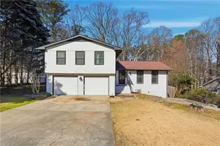 3695 Woodberry Dr, Duluth, GA 30096 - Photo 1