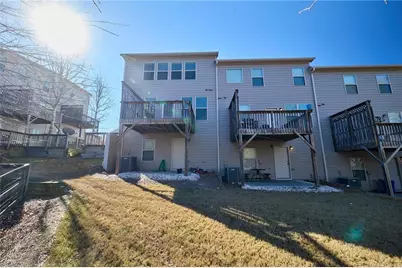 1942 Paxton Ridge Ct, Lilburn, GA 30047 - Photo 32