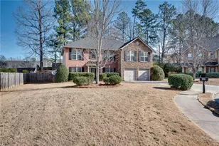 389 Commons Park Ln, Tucker, GA 30084 - Photo 2